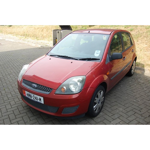 286 - HMN241M
Red Ford Fiesta style 1388cc
First Registered 30.06.2006
Approx 125,969 miles
Manual Petrol