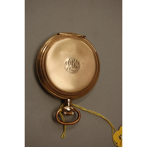 140 - A good quality gold plated side winding Hunter pocket watch with engine turned decoration