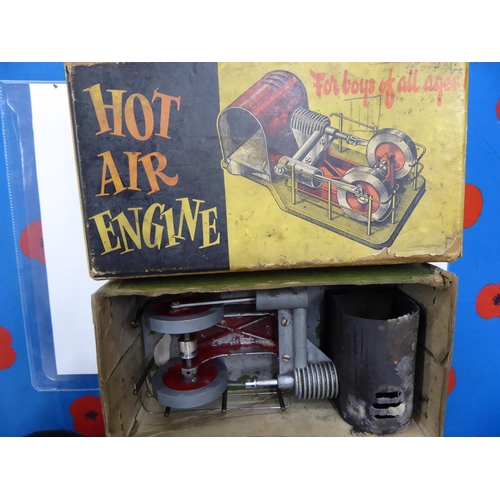 344 - A Hot Air Engine manufactured by Davies Charlton Limited, Hills Meadows, Douglas, Isle of Man (boxed... 