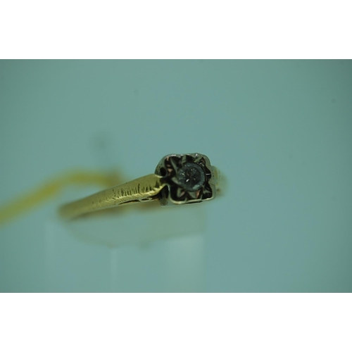 356 - 18 ct. gold solitaire diamond - size P