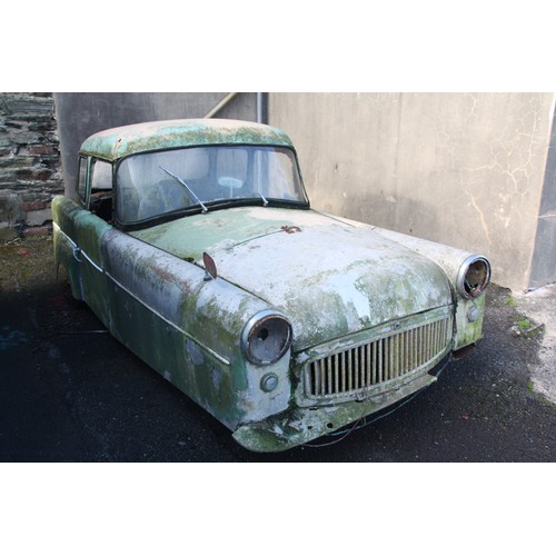 31 - Circa 1960s three wheeler bond car
FOR RESTORATION