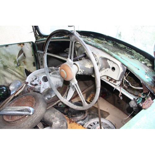 31 - Circa 1960s three wheeler bond car
FOR RESTORATION