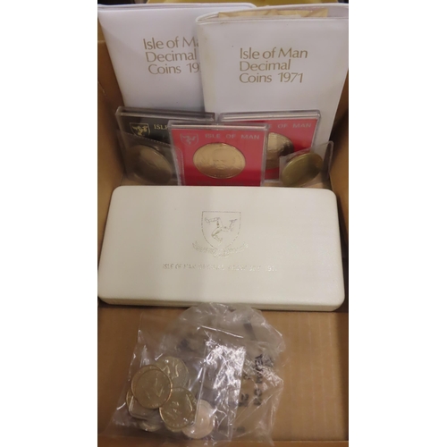 257 - Collection of numerous IOM £1 and £5 coins Decimal sets etc