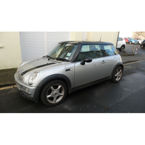 5 - LMN667F
Silver Mini Cooper 1598cc
First Registered 08.10.2001
Approx 105,800 miles
Manual Petrol