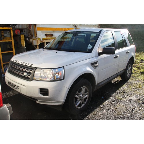 16 - KMN883F
WHITE LANDROVER FREELANDER 4X4 ESTATE 2179cc
First Registered 12.10.2010
Approx 102587 Miles... 