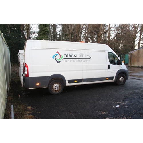 27 - LMN728E
WHITE PEUGEOT BOXER L4H2  VAN 2198cc
First Registered 15.04.2013
Approx 94150 Miles
Last Ser... 