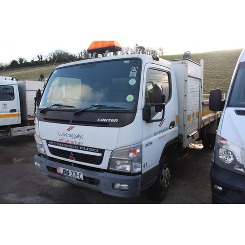 30 - JMN371C
WHITE MITSUBISHI CANTER 7C18 TIPPER 4899cc
First Registered 31.10.2007
Approx 121443 Miles
L... 