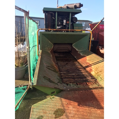 62 - Pezzolato S7000M Hammer Shredder
Year 2016 - 772hrs
Fully working industrial shredder used for green... 