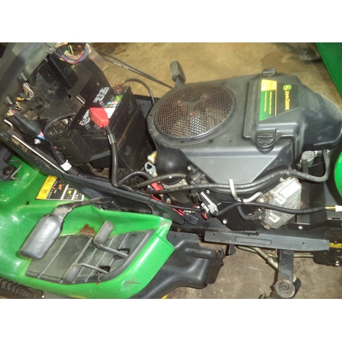 68 - John Deere X350R Ride on Mower
Year June 2017
Appro 511 Hours
Spares or repairs – failed rear axel
V... 