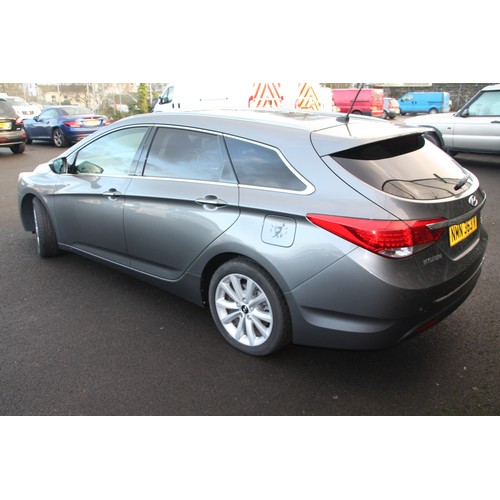 69 - NMN363V
Silver Hyundai I40 Style TR Keyless estate
First Registered 26.10.2011
Approx 79,000 miles
P... 