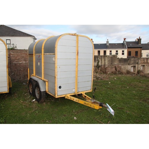 76 - HORSE BOX
SPARES/REPAIR
VAT ON HAMMER @ 20%