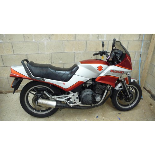 58 - A194WGH
Suzuki GSX550ES
First Registered April 1984
Mileage 28397
V5 present