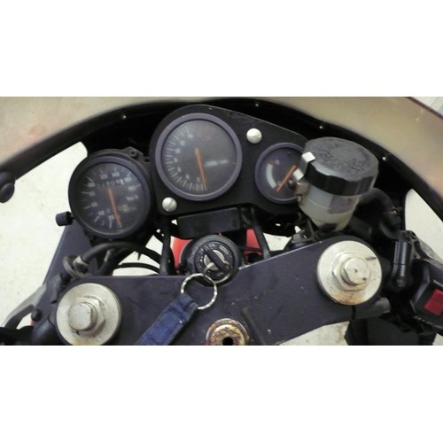 61 - K124YFJ
Suzuki GSXR400
Year of manufacture 1993
No V5
22809 Kilometers