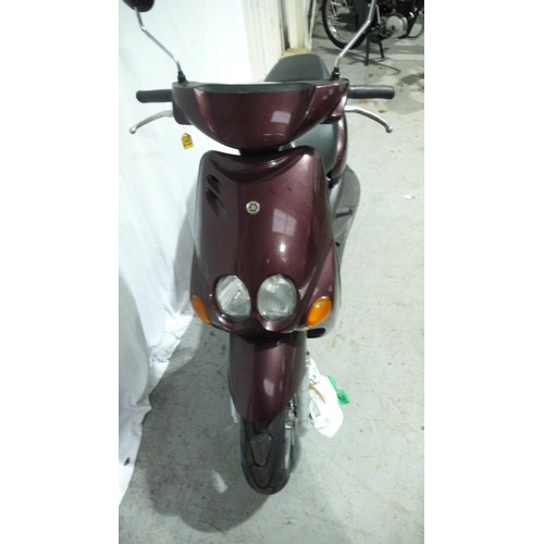 49 - FMN742K
Yamaha Neon YN100 Scooter
First registered 22/6/2000
Mileage 17257