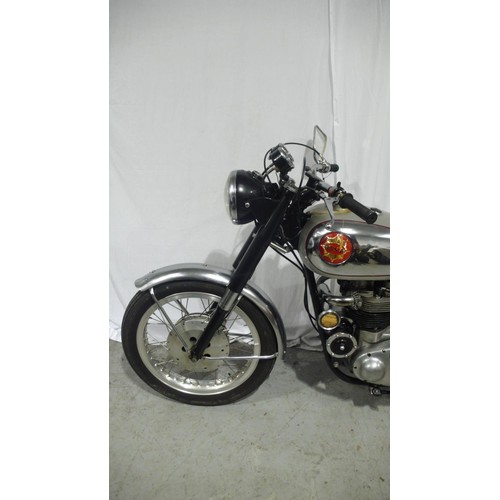 56 - EMN650
BSA Rocket Gold Star 650cc
First registered 22/7/1977
Mileage 1939
Taxed 3/23
AMENDED
Frame p... 