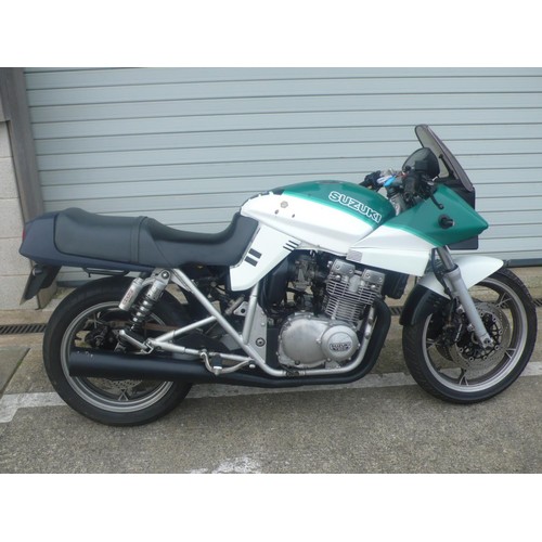 9 - J319HMX
Suzuki 400cc
Year of manufacture 1992
15799 miles
V5 present