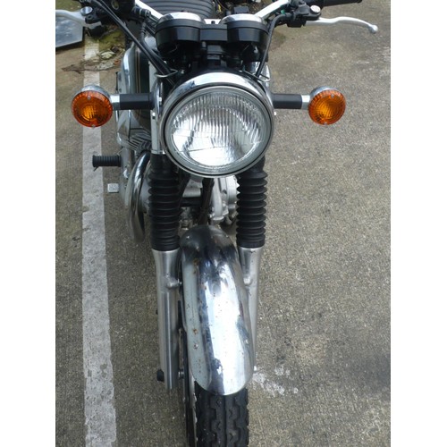 15 - UMN47
Kawasaki EJ800
First registered 4/11/2011
Mileage 1400 miles
Tax exp 12/22
Log book present