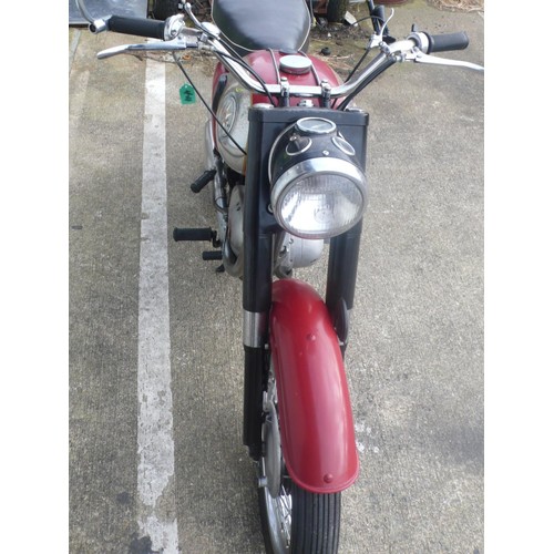 17 - 979JVO
BSA B40 350cc
First registered April 1961
Mileage TBA
History file
Incomplete V5 and old styl... 