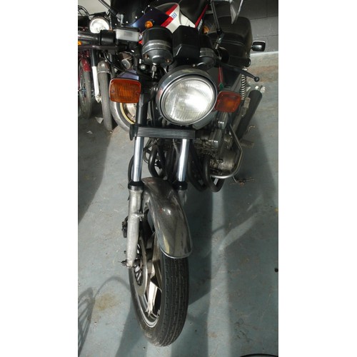 27 - WPW56X
Suzuki GS400
First registered 1981
12222miles
V5 present