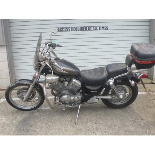 32 - FMN442T
Yamaha Virago XV535
First registered 4/2002
8905 miles
Tax exp 3/20
Log book present