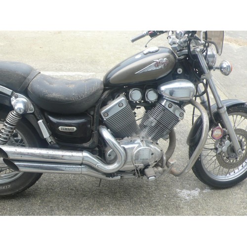 32 - FMN442T
Yamaha Virago XV535
First registered 4/2002
8905 miles
Tax exp 3/20
Log book present