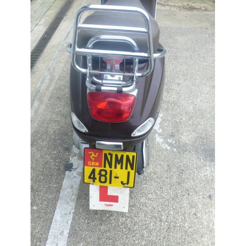 36 - NMN481J
Vespa Touring scooter 124cc
First registered 7/10
4928 miles
Tax exp 8/19
Starts and runs
Lo... 