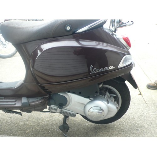 36 - NMN481J
Vespa Touring scooter 124cc
First registered 7/10
4928 miles
Tax exp 8/19
Starts and runs
Lo... 