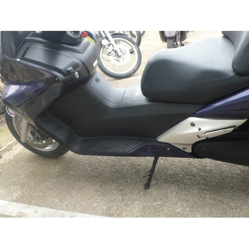 37 - MMN135Y
Honda Silverwing FJS600 582cc
First registered 6/2009
mileage approx 6k
Tax exp 2/22
Log boo... 