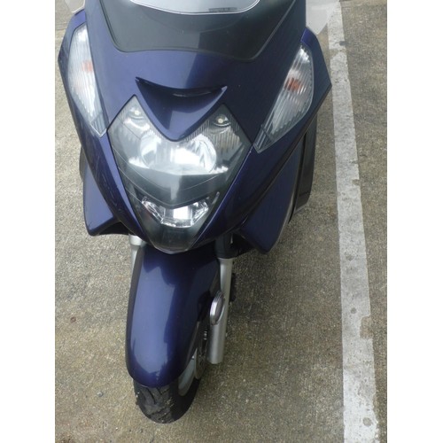 37 - MMN135Y
Honda Silverwing FJS600 582cc
First registered 6/2009
mileage approx 6k
Tax exp 2/22
Log boo... 