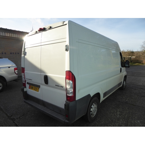 39 - KMN509T
White Citroen Relay 35 VAN 2198CC
First Registered 15.12.2011
Approx 69,000 miles
Manual Die... 