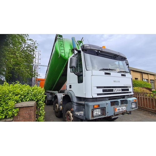 27 - HMN984A
Iveco Eurotrakker 7790cc bulk flour tanker
First Registered 07.04.2005
Approx 26,548 miles
M... 