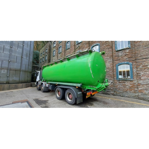 27 - HMN984A
Iveco Eurotrakker 7790cc bulk flour tanker
First Registered 07.04.2005
Approx 26,548 miles
M... 