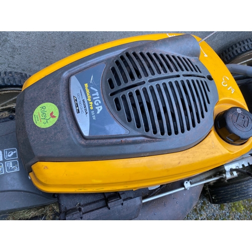 71 - Three Stiga Multiclip Pro 53 SV lawn mowers - one not working
VAT ON HAMMER @ 20%