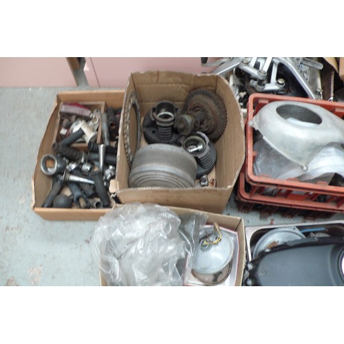 113 - Very large collection of motorcycle engine parts etc