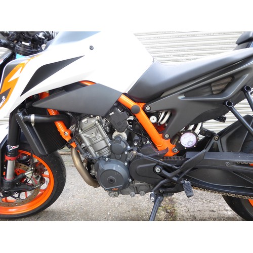 69 - PMN811N
KTM 890 Duke R 
First Registered 01.07.2020
Approx 11,910 miles
Petrol
Engine changed to sma... 