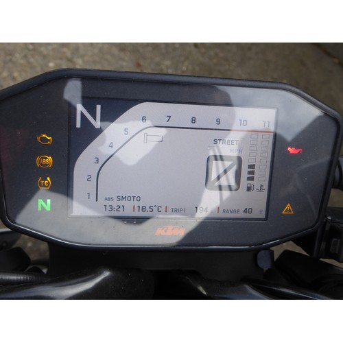 69 - PMN811N
KTM 890 Duke R 
First Registered 01.07.2020
Approx 11,910 miles
Petrol
Engine changed to sma... 