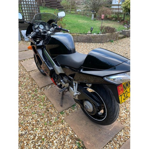 82 - NMN732G
Honda VFR800
First registered 18.11.1998
Mileage TBA
Recent new battery and tyres Scorpion e... 