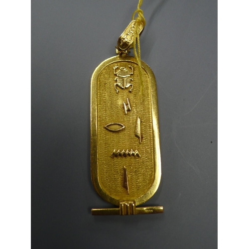 303 - Egyptian 18 ct. gold pendant - wt. 15.5 grammes