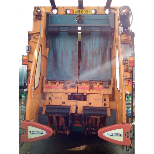 50 - LMN830H
Dennis Eagle Bin Wagon
First Registered 02.09.2013
Approx 60,800 miles
Diesel
FULL SERVICE H... 