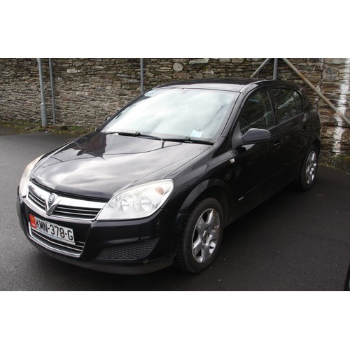 13 - KMN378G
Black Vauxhall Astra Club 1598cc
First Registered 02.07.2007
Approx 87911 miles
Petrol Manua... 