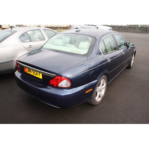 15 - JMN954F
Blue Jaguar X-Type 2198cc
First Registered 15.04.2008
Approx 76179 miles
Manual Diesel