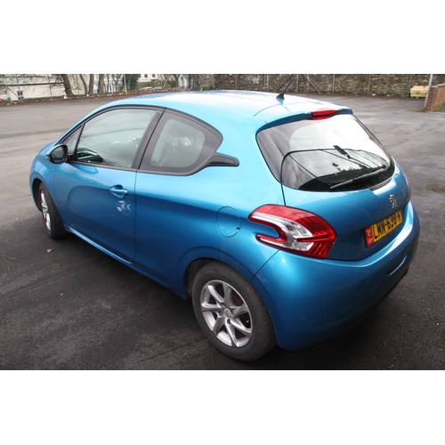 30 - LMN638K
Blue Peugeot 208 Active
First Registered 31.10.2012
Approx 82,908 miles
Petrol