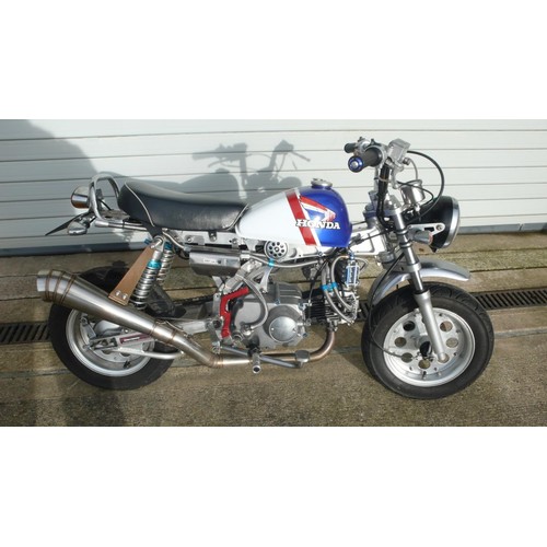 59 - Y199HHP
Easyrider 49cc bike
First registered 2001
No V5
High specification including oil cooler and ... 