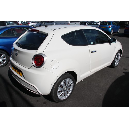 36 - LMN641U
White Alfa Romeo Mito Junior 1368cc
First Registered 07.05.2010
Approx 37,000 miles
Petrol M... 