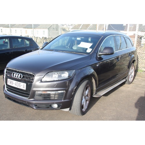 12 - RMN655C
Grey Q7 S line 3.0 TDI Quattro 5dr
First Registered 23.06.2008
Approx 90568 miles
Auto Diese... 