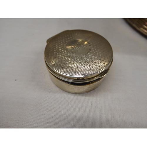 21 - Silver snuff box engine turned decoration to top. Birmingham hallmarks