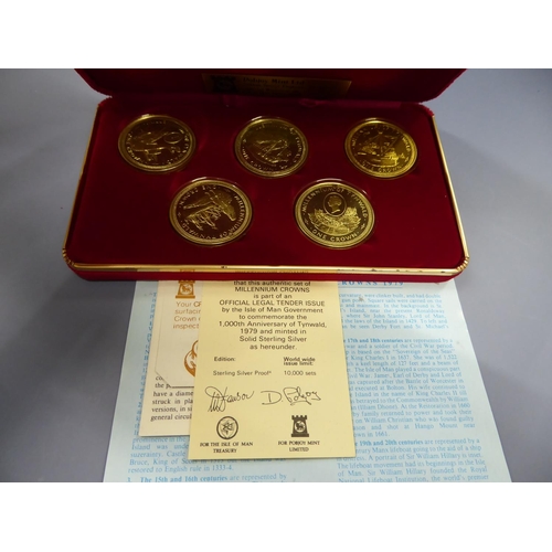 102 - Cased set of IOM sterling silver 1979 Millennium crowns with certificate