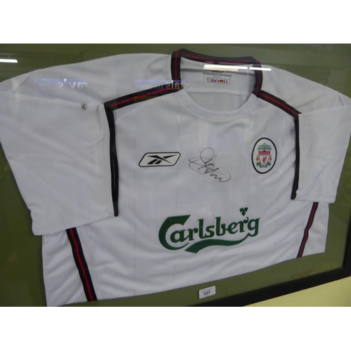 337 - A signed Liverpool Sammy Hyypia shirt