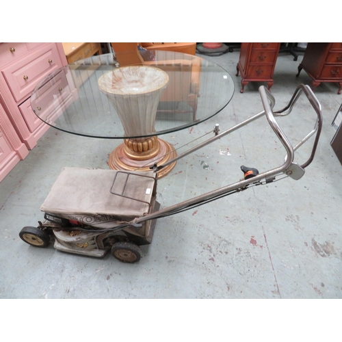 18 - Honda petrol mower