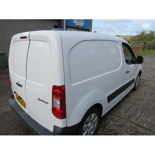 2 - JMN583R
White Citroen Berlingo 1560cc
First Registered 30.04.2009
Approx 80,935 miles
Manual Diesel
... 